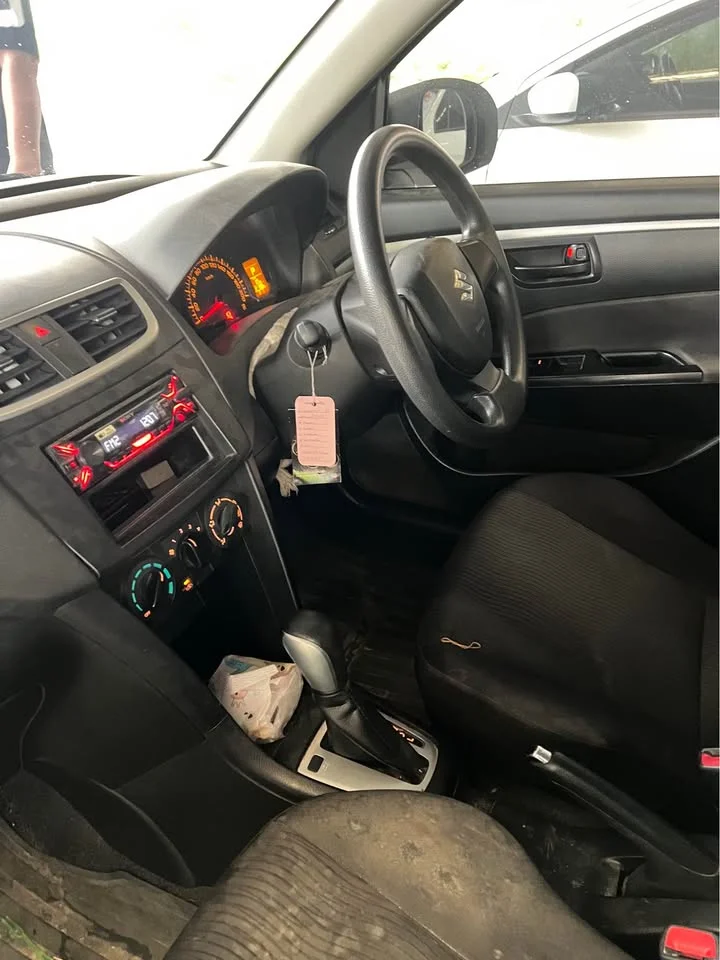2017 Suzuki Swift II 2