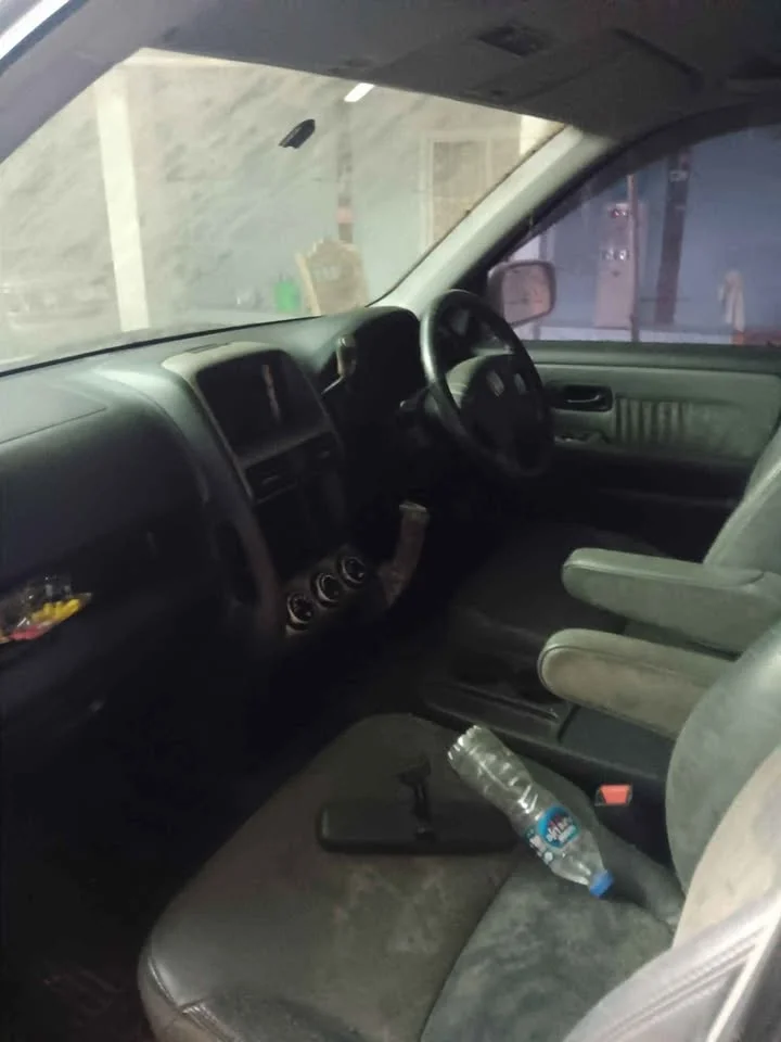 2003 Honda CR-V II 3