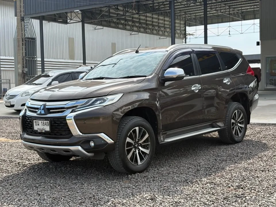 2015 Mitsubishi Pajero Sport III 3