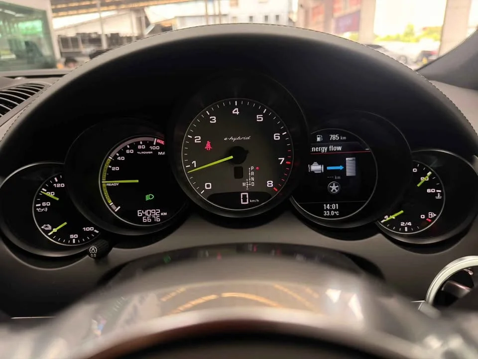 2016 Porsche Cayenne II 2
