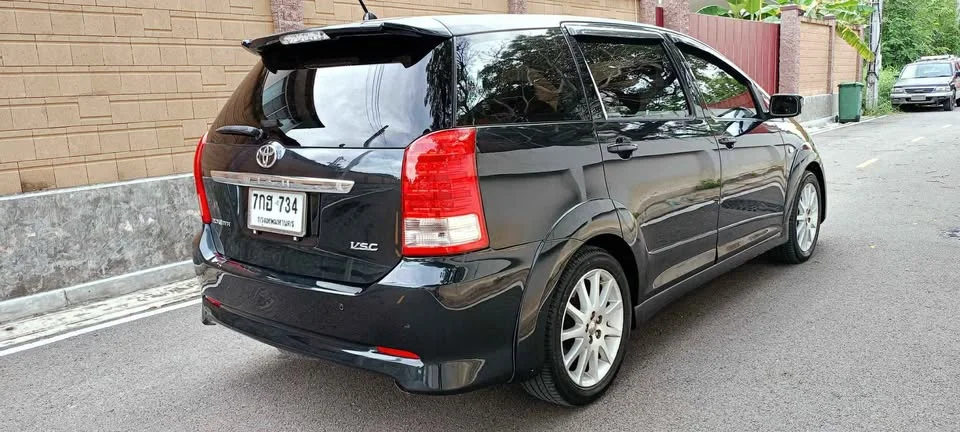 2008 Toyota Wish I 3