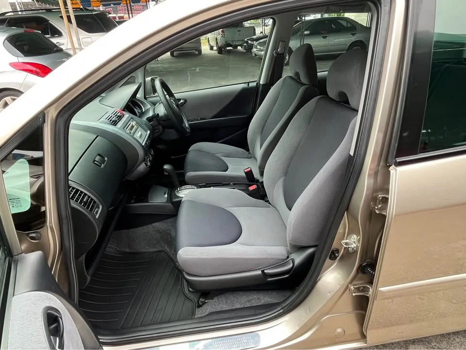 2004 Honda Jazz I 2