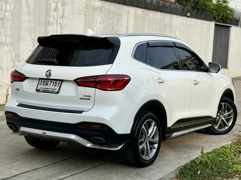 2020 MG HS 2