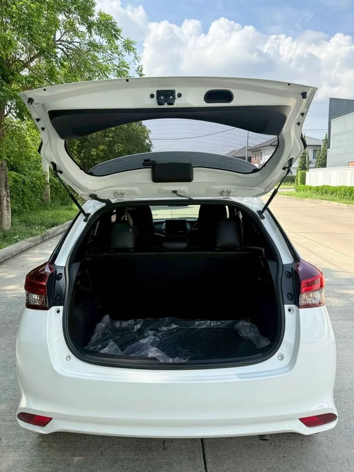 2021 Toyota Yaris III 2