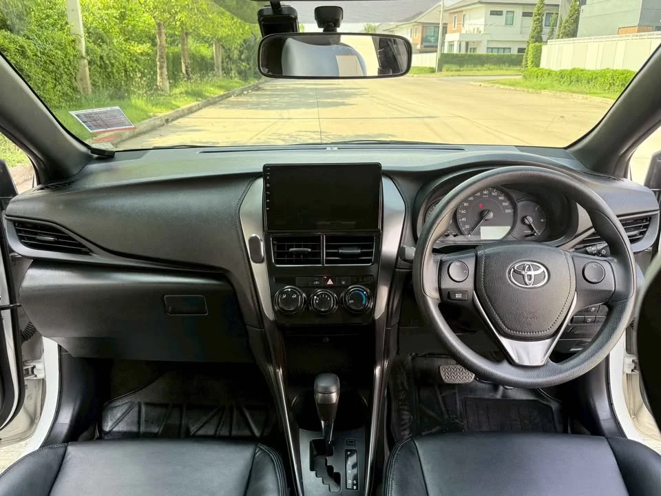 2021 Toyota Yaris III 3
