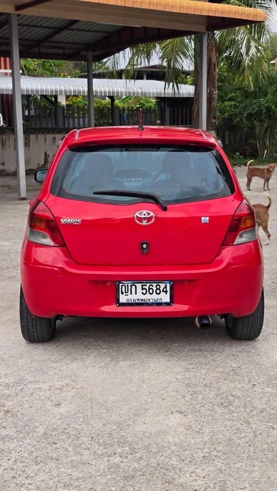 2010 Toyota Yaris II 3