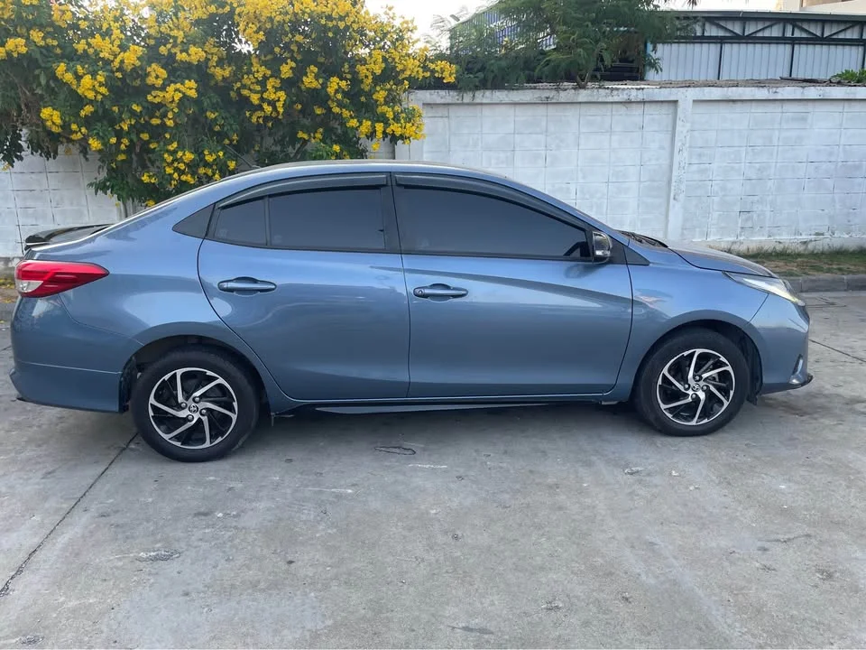 2021 Toyota Yaris ATIV III 3