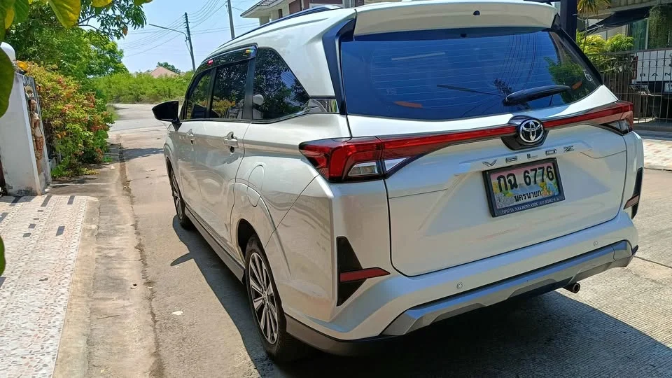 2022 Toyota Veloz III 2
