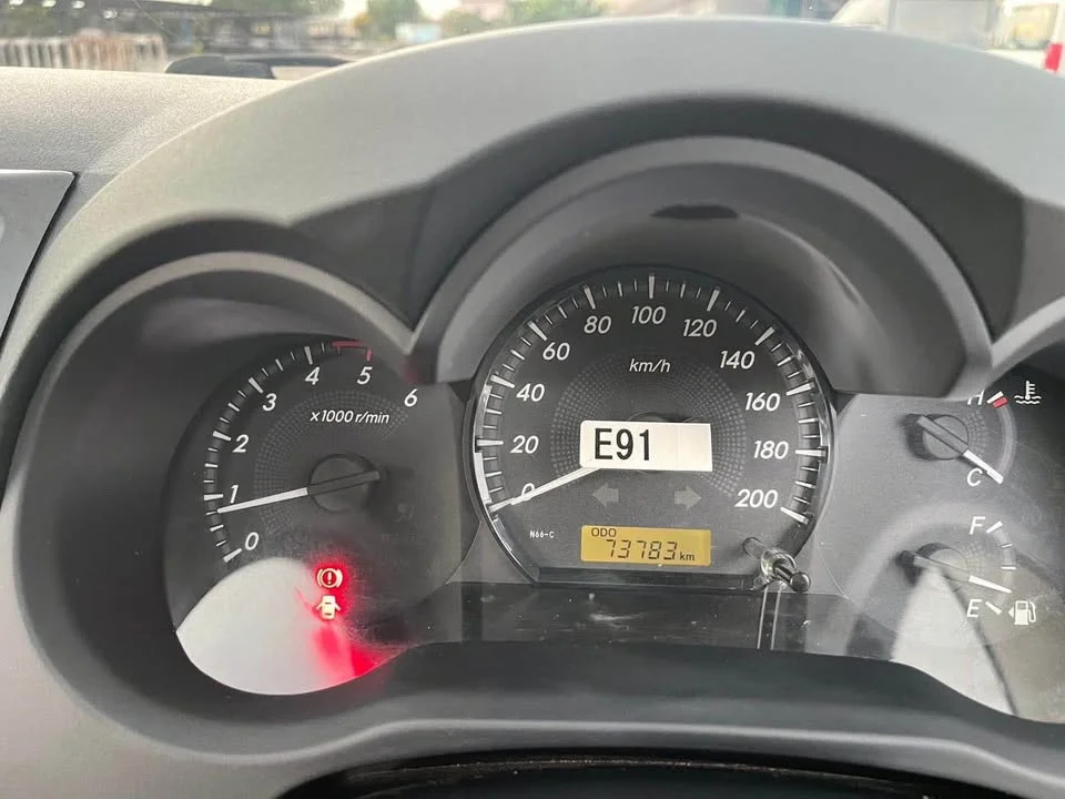 2013 Toyota Hilux VII 3