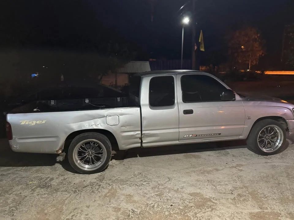 2002 Toyota Hilux Tiger VI 2