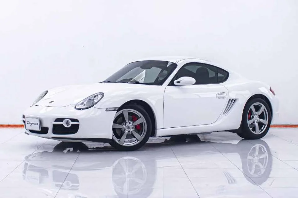 2017 Porsche Boxster and Cayman II 3