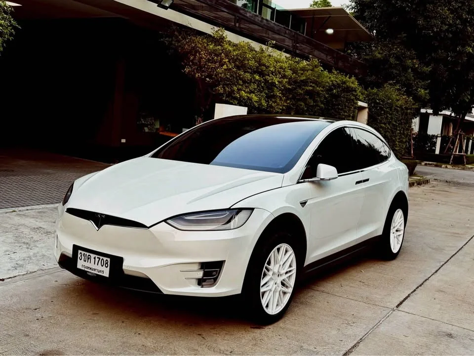 2020 Tesla Model X 3