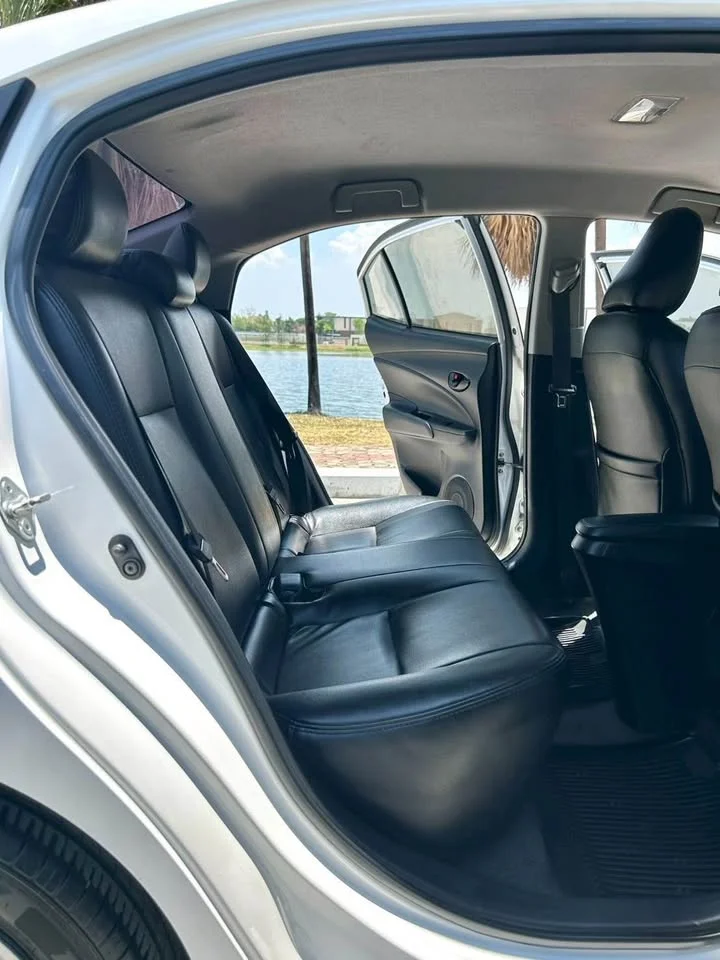 2017 Toyota Yaris ATIV III 2