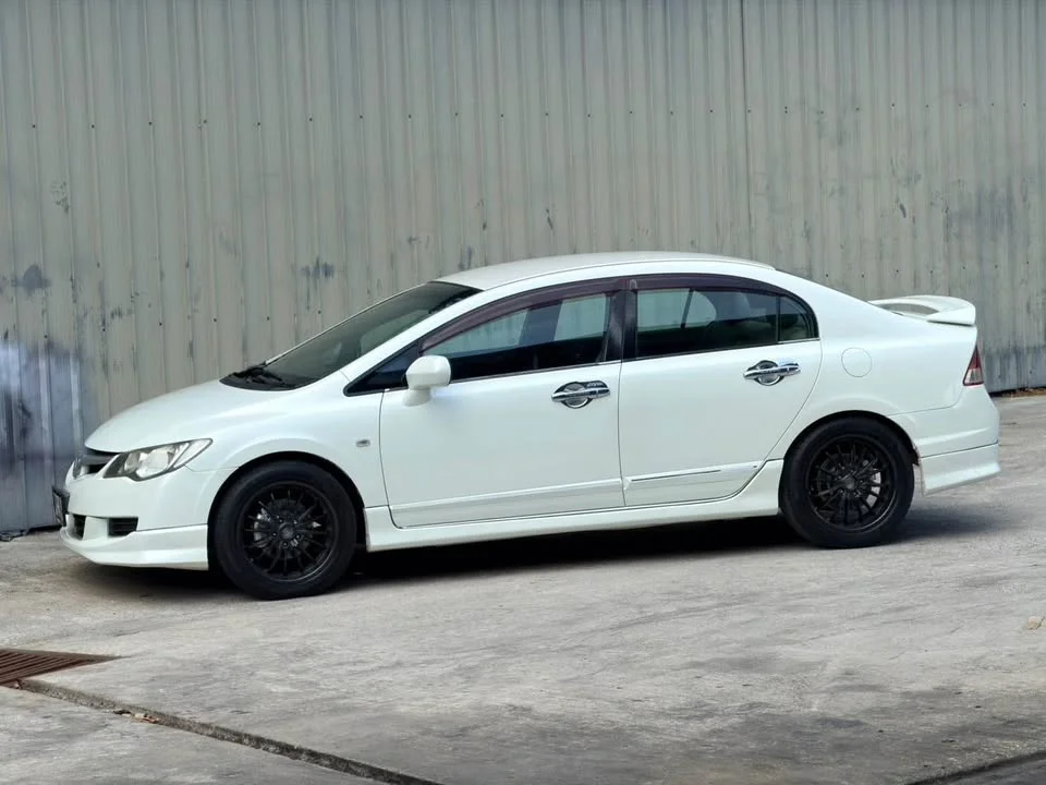2006 Honda Civic VIII 2