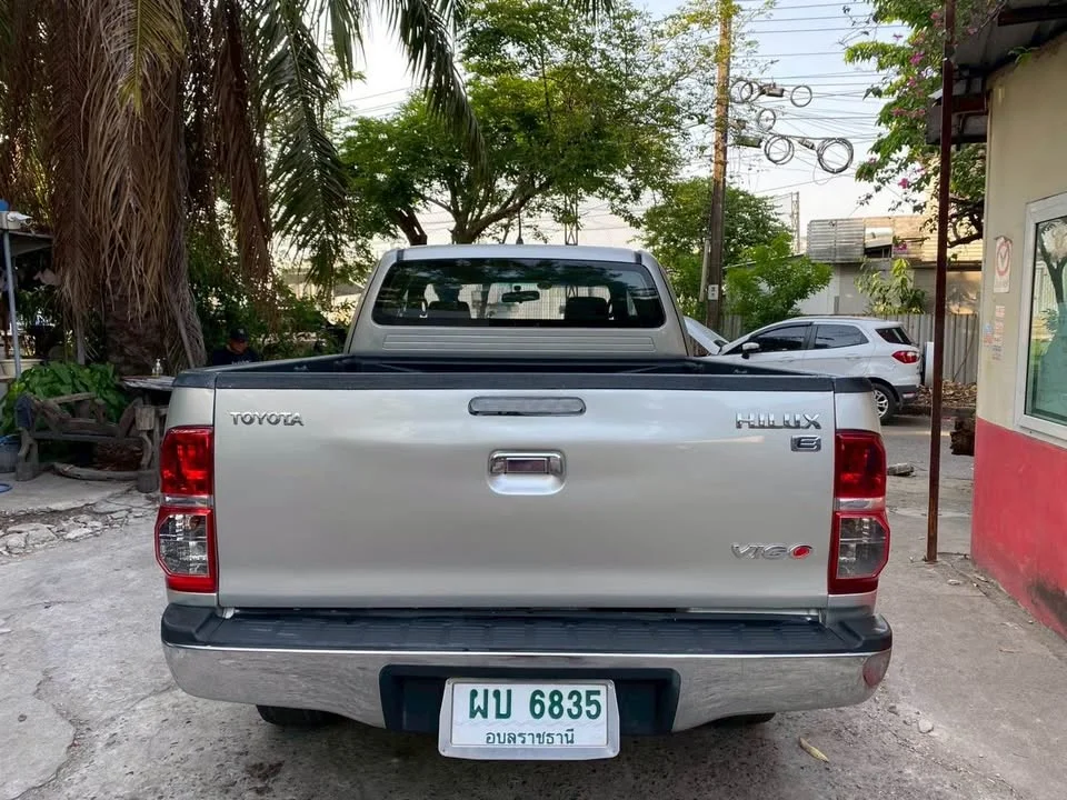 2014 Toyota Hilux VII 3