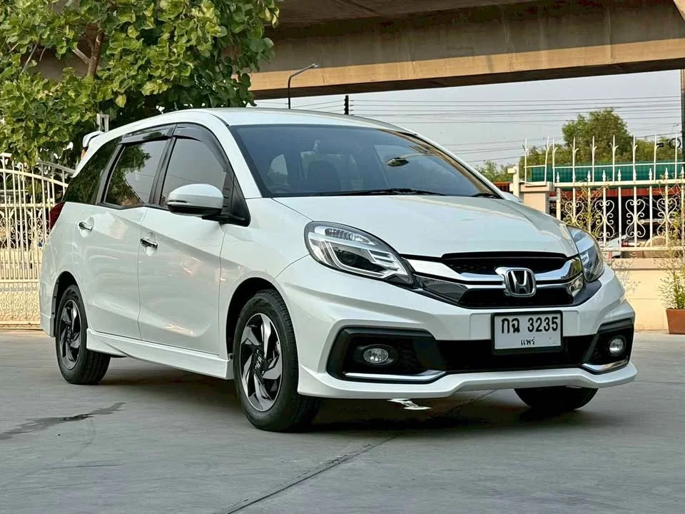 2015 Honda Mobilio II 3