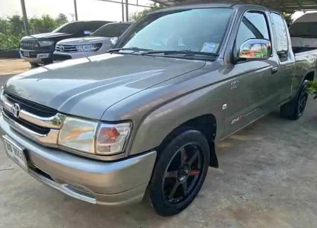 2004 Toyota Hilux Tiger VI 2