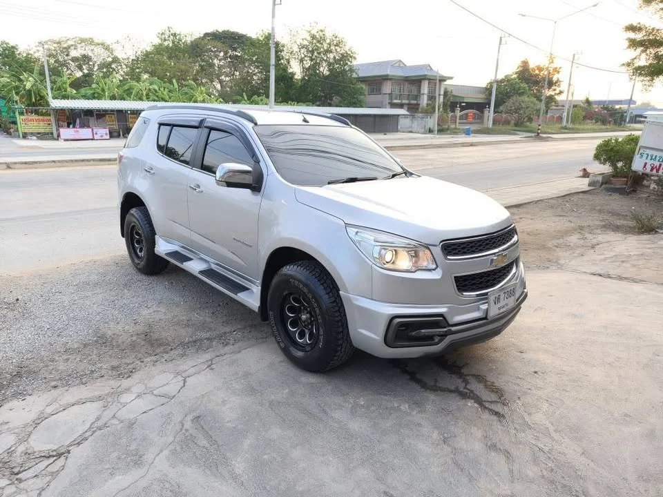 2013 Chevrolet TrailBlazer II 2