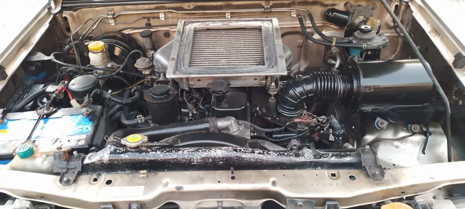 2001 Nissan Frontier I 3