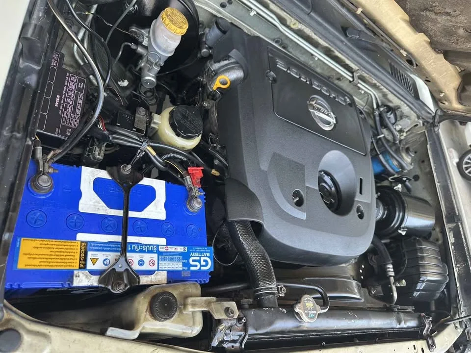 2002 Nissan Frontier I 2