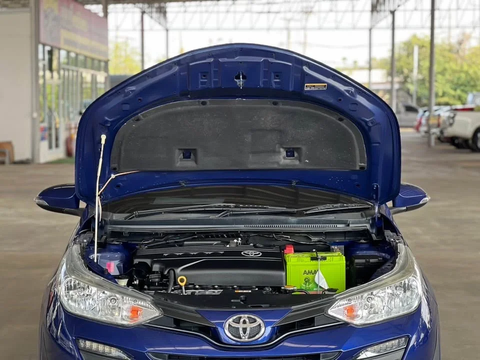 2019 Toyota Yaris ATIV III 2