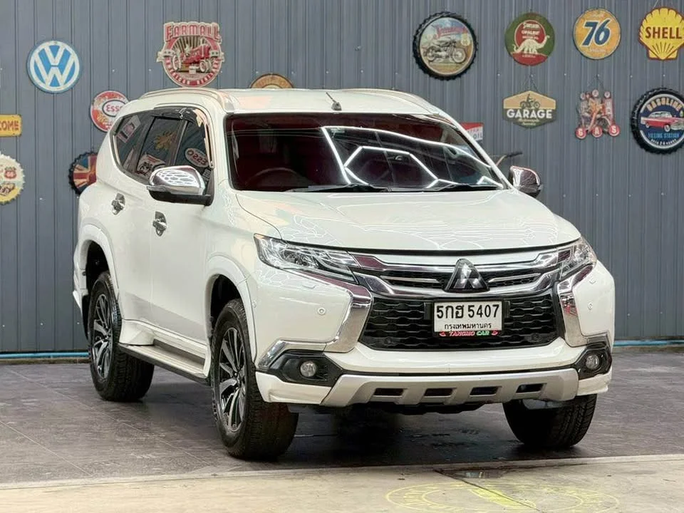 2017 Mitsubishi Pajero Sport III 2