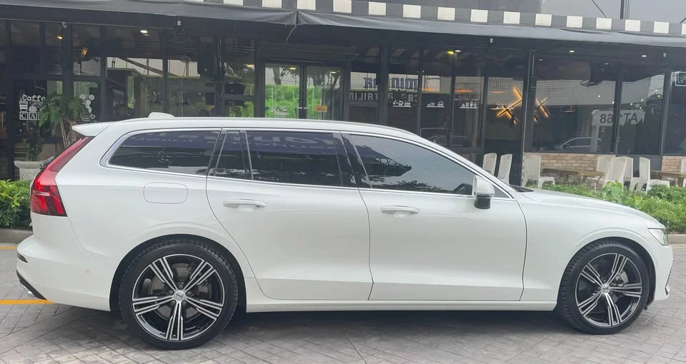 2021 Volvo V60 II 3