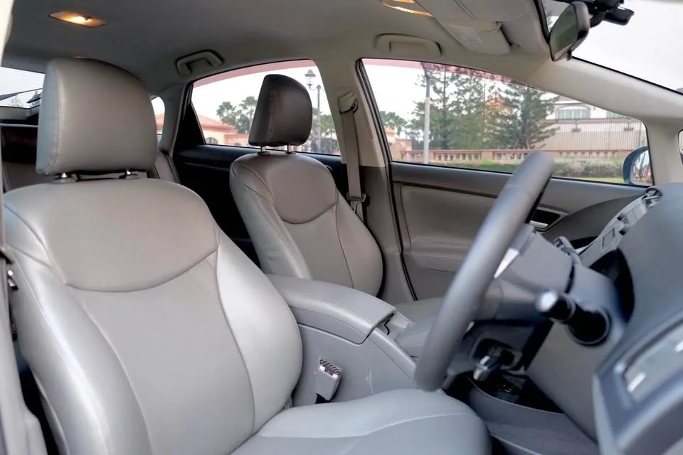 2011 Toyota Prius III 3