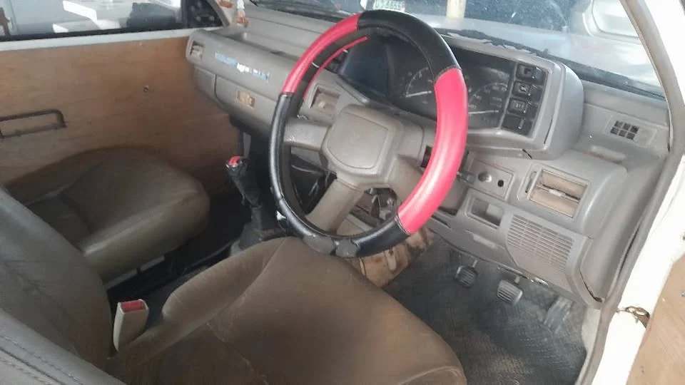 1991 Isuzu TFR III 3