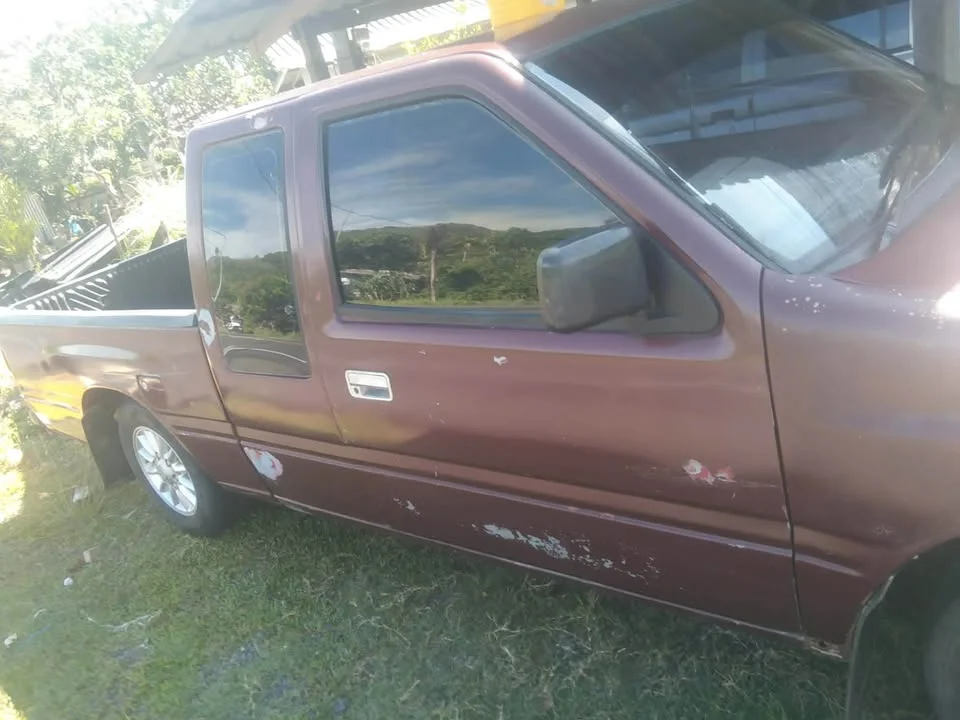 1990 Isuzu TFR III 2