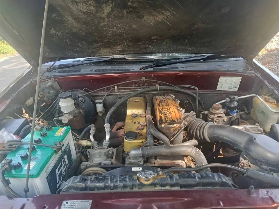 1991 Isuzu TFR III 3