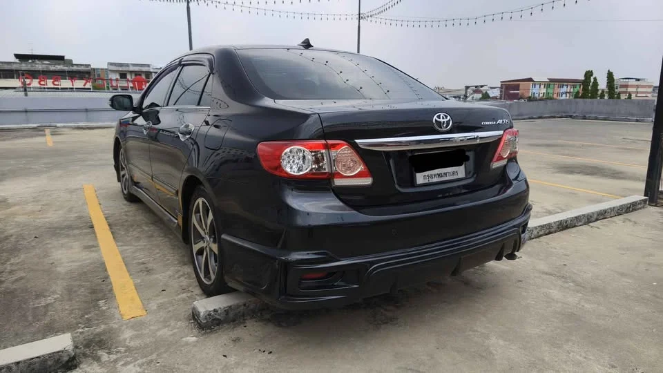 2010 Toyota Corolla Altis X (E140) 2