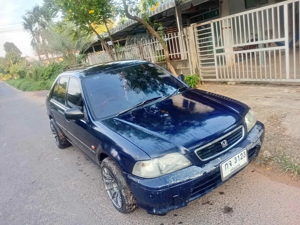 2004 Honda City III 2