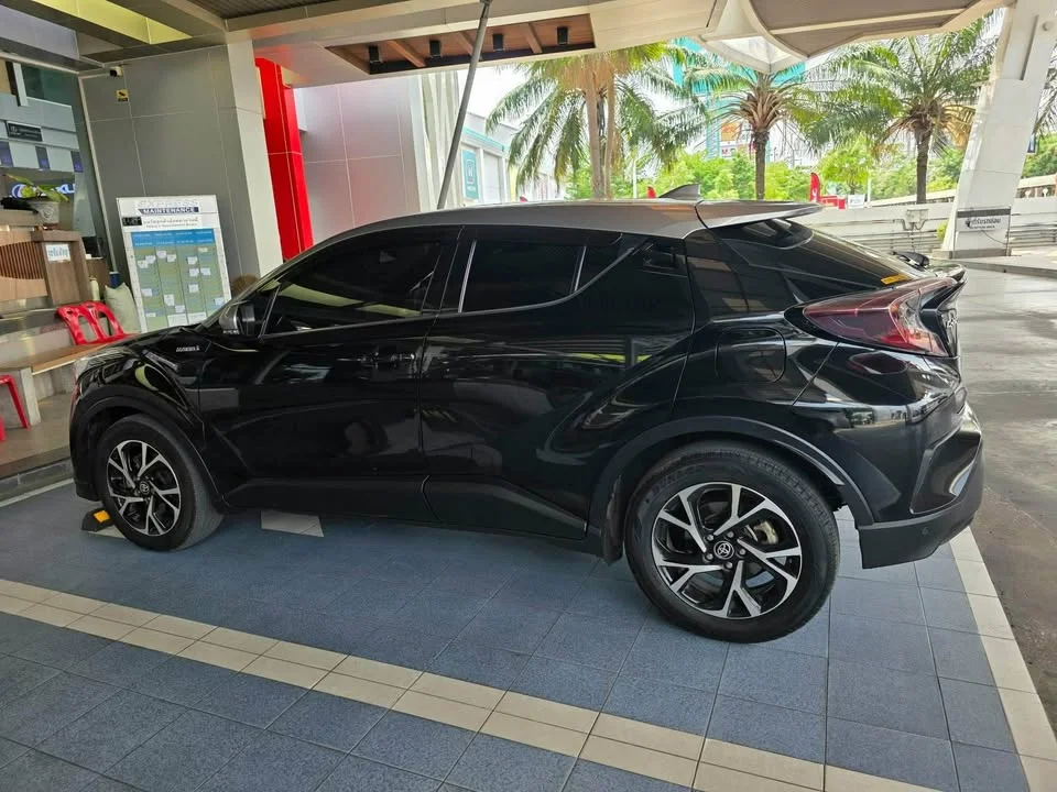 2021 Toyota C-HR I 3
