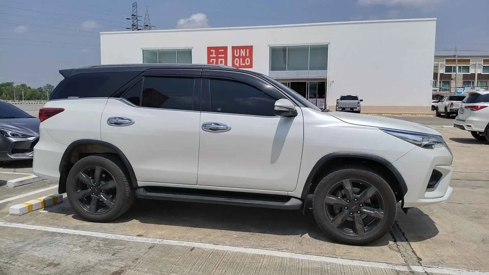 2016 Toyota Fortuner II 3