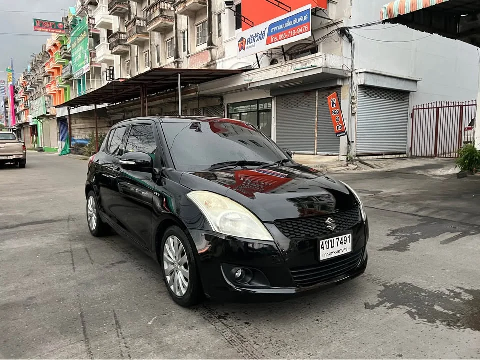 2013 Suzuki Swift II 2