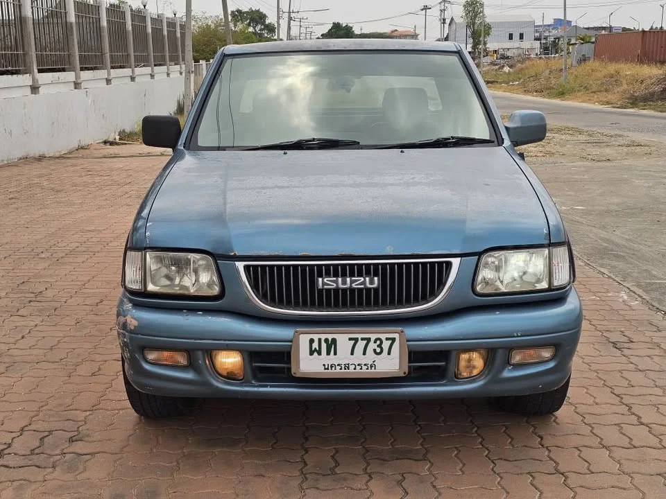 2001 Isuzu Faster Dragon Eyes III 3