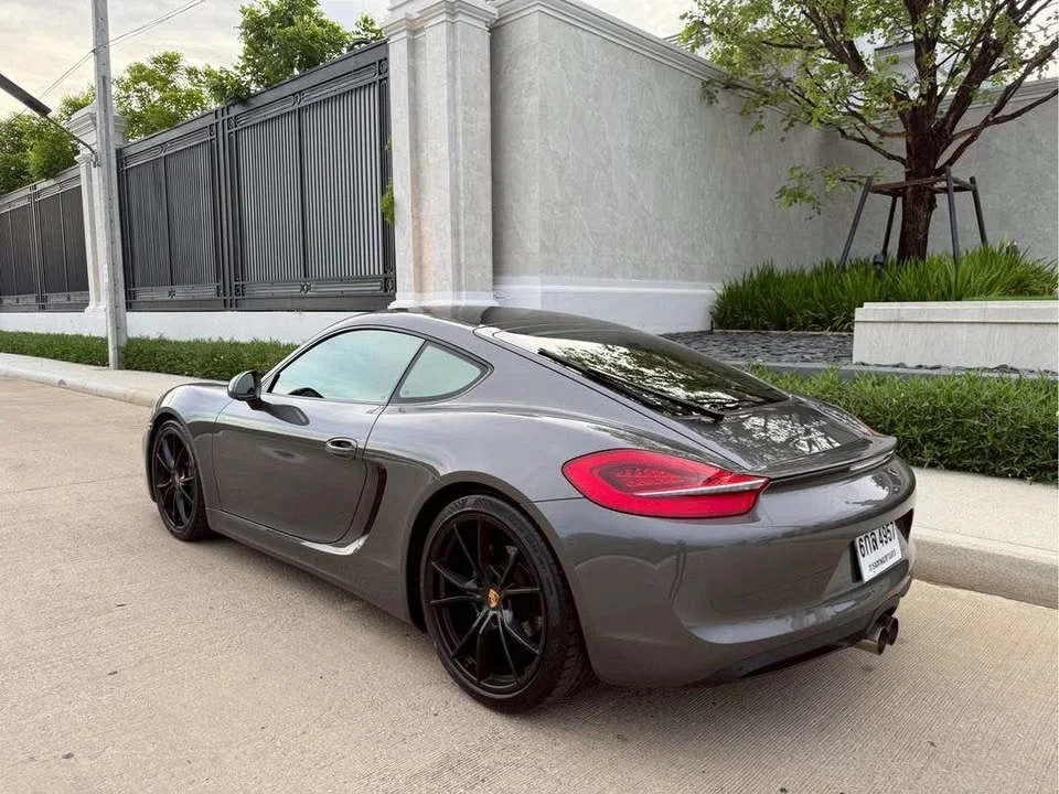 2013 Porsche Boxster and Cayman III 3