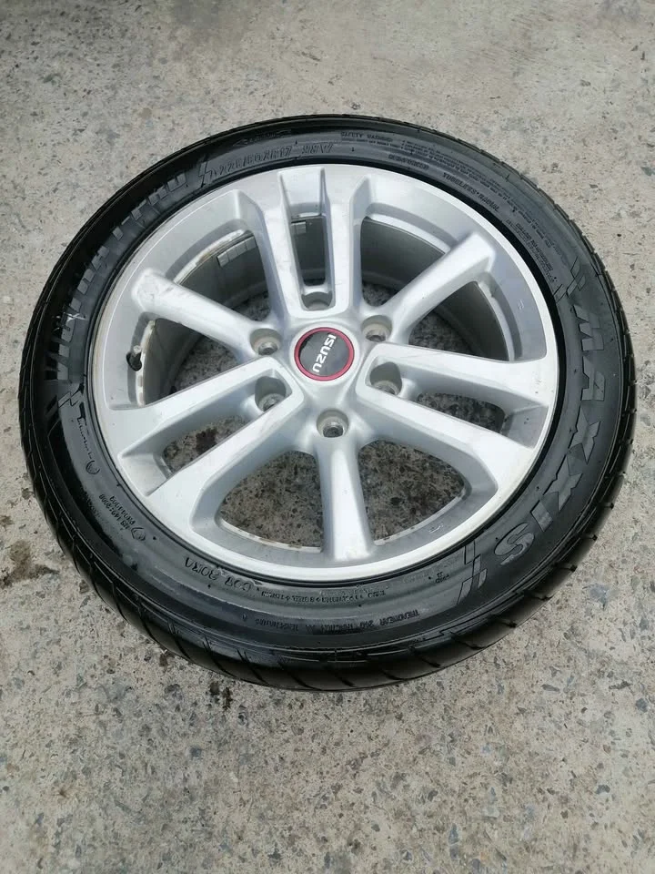 Mazda 2500 Fighter V 3