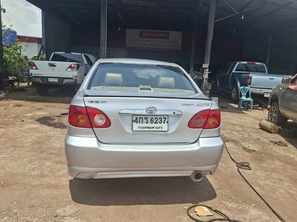2005 Toyota Corolla Altis IX (E120) 3
