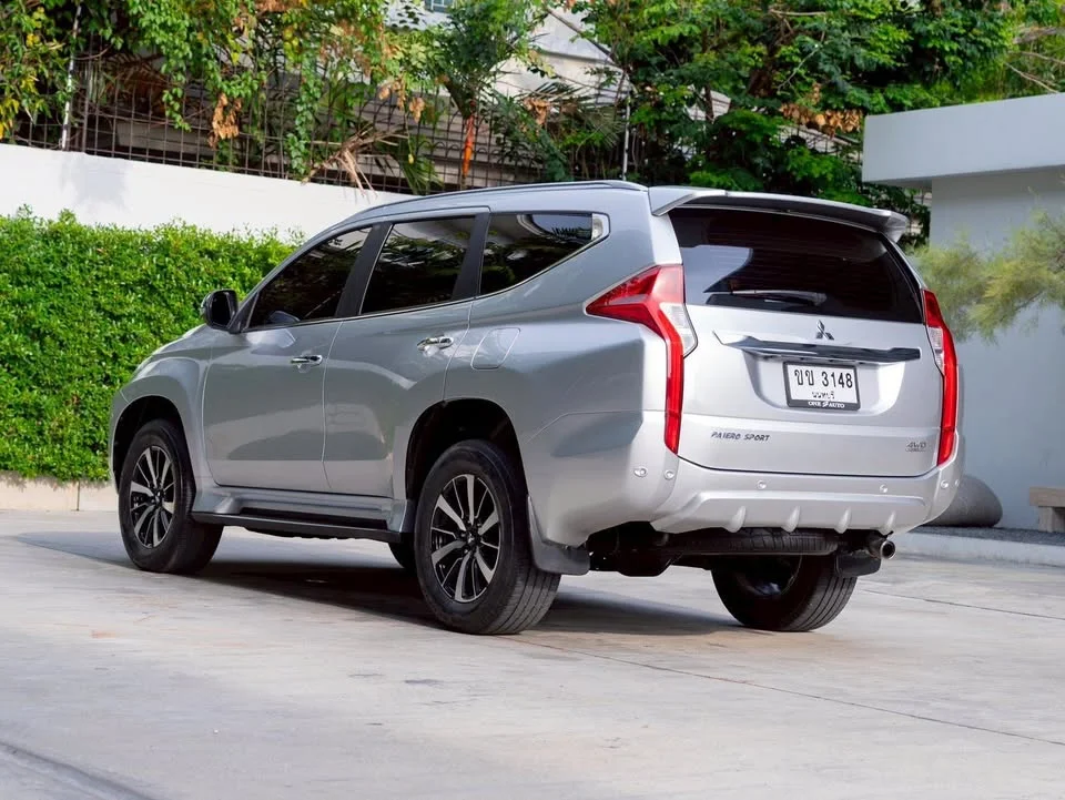 2016 Mitsubishi Pajero Sport III 2