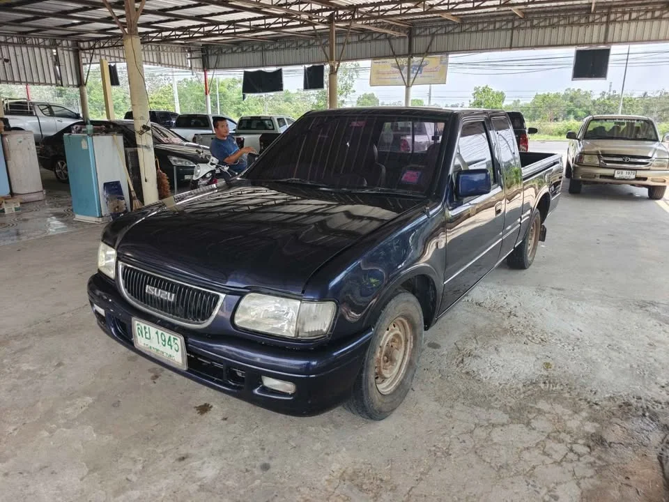 2002 Isuzu Faster Dragon Eyes III 2