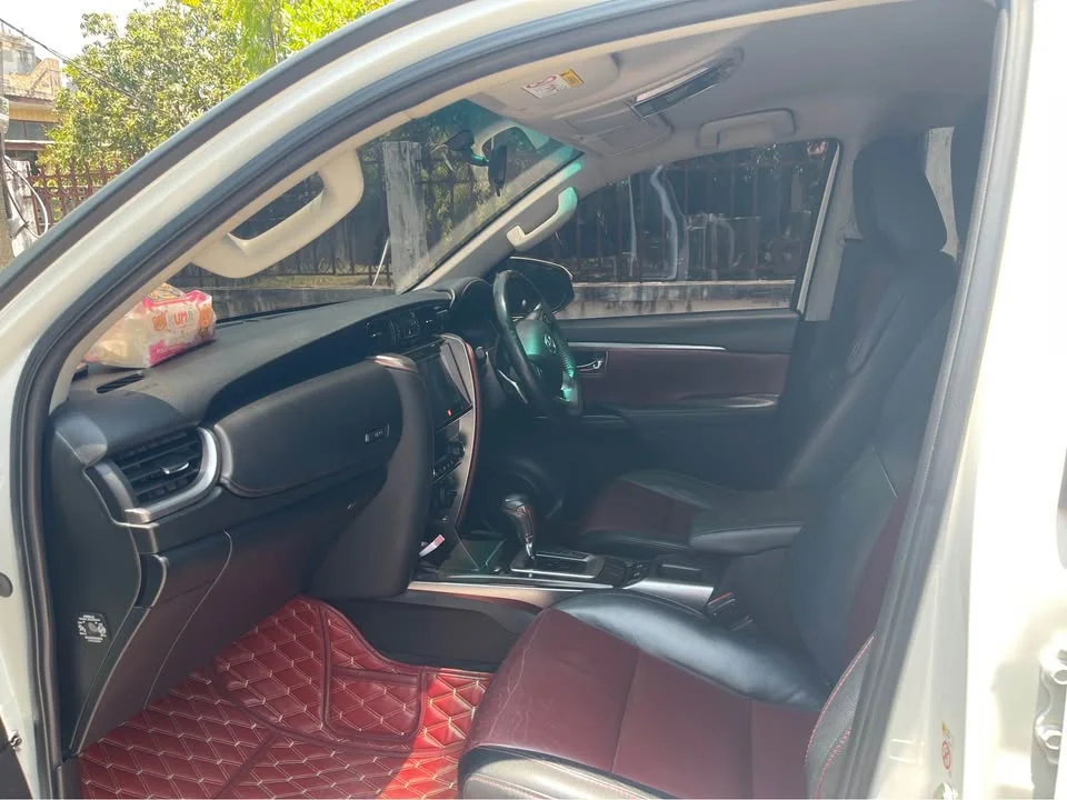 2017 Toyota Fortuner II 3