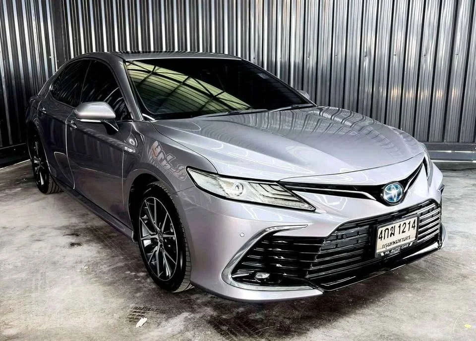 2022 Toyota Camry VIII (XV70) 2