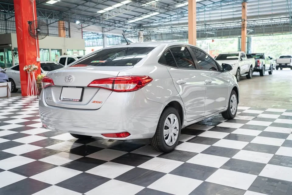 2018 Toyota Yaris ATIV III 2