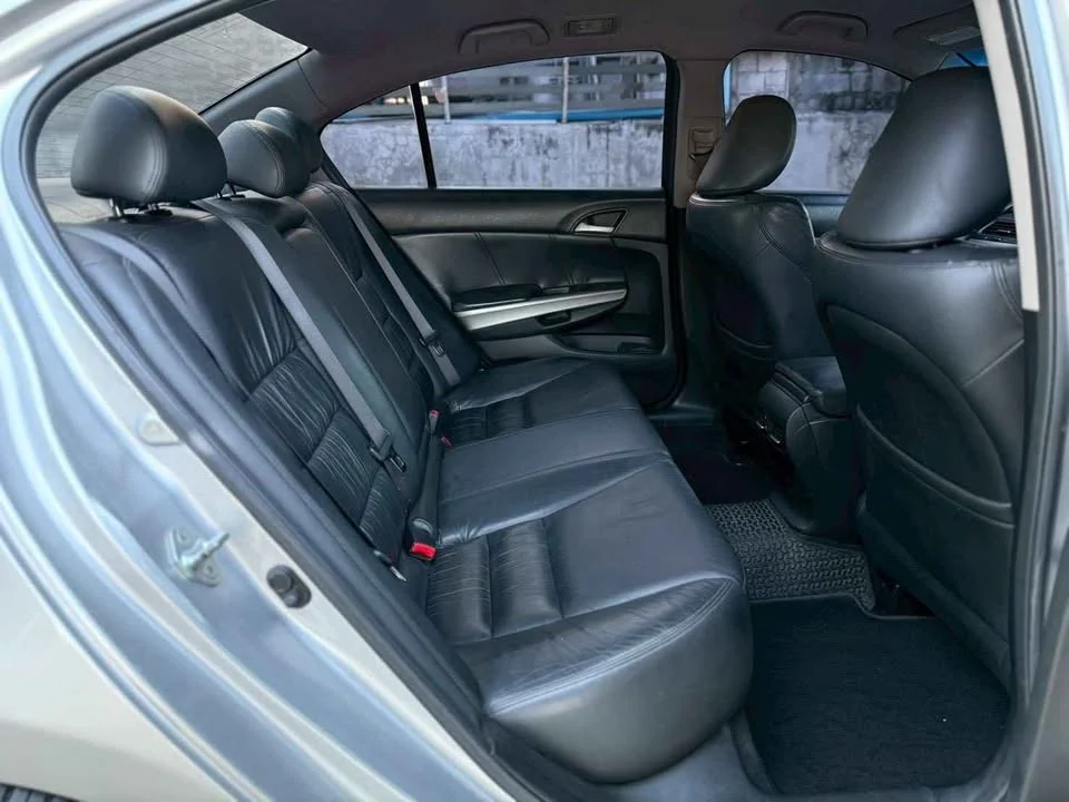 2011 Honda Accord VIII 2