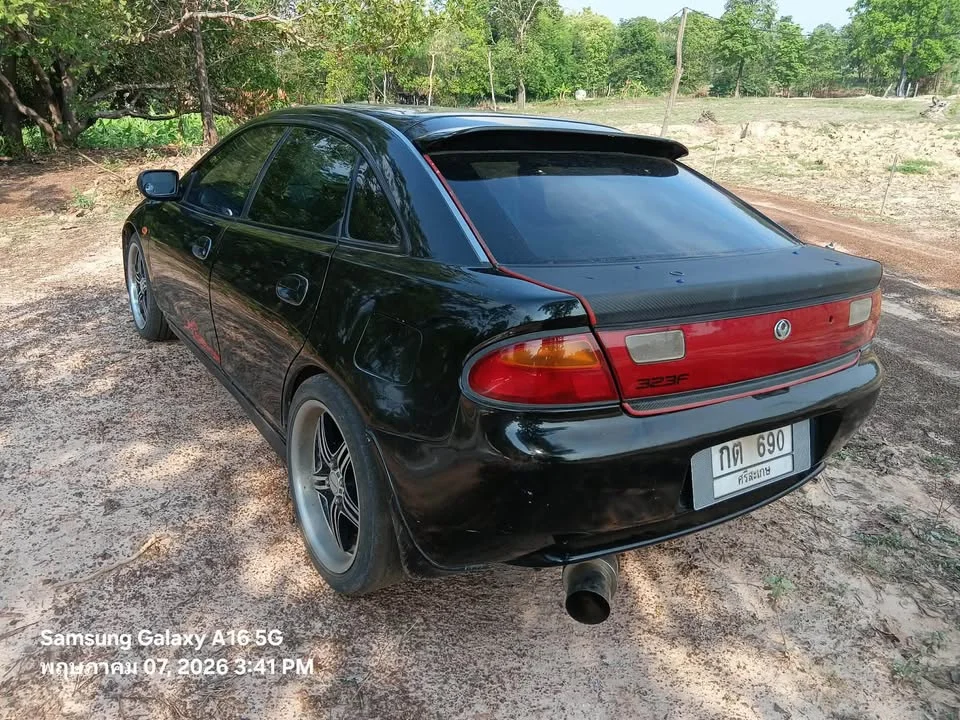 2001 Mazda 323 VII 2