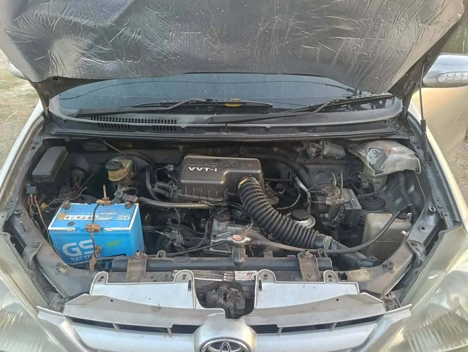 2004 Toyota Avanza I 2