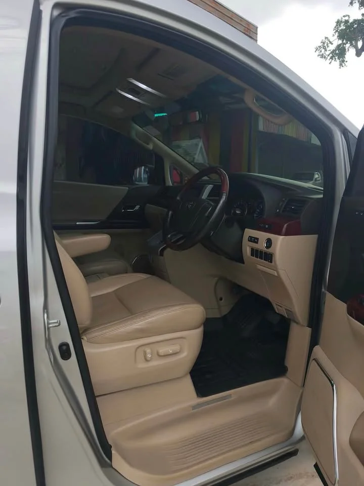 2009 Toyota Alphard, Vellfire II (AH20) 3