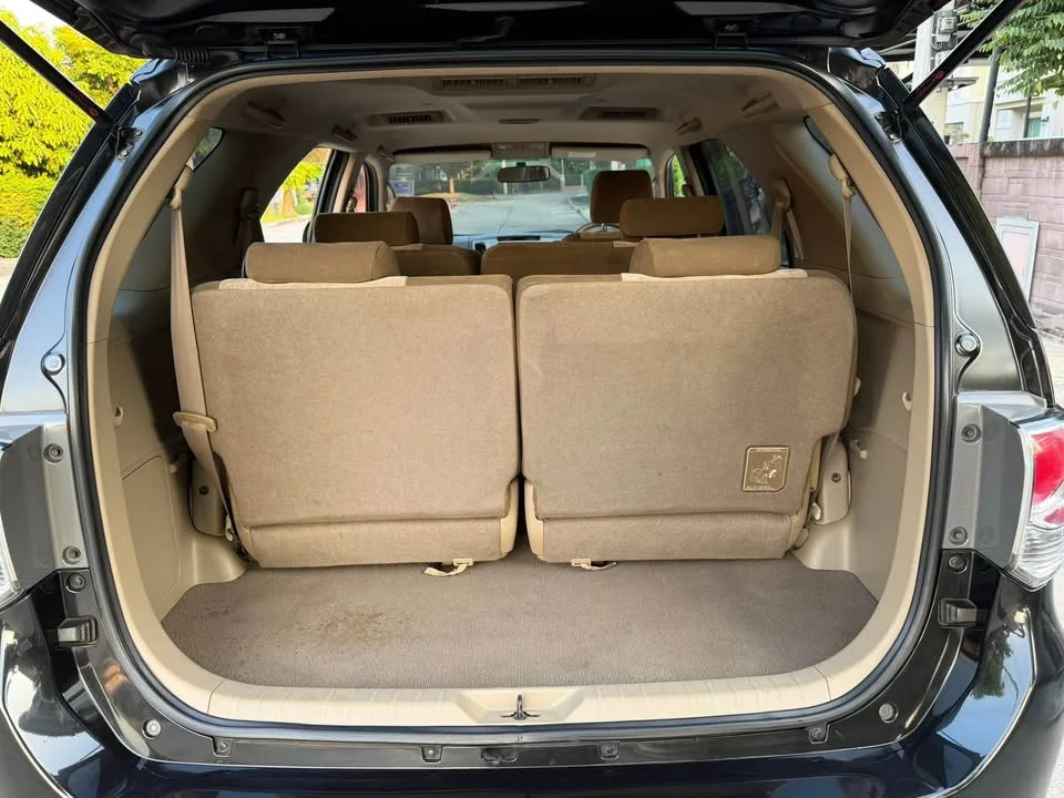 2012 Toyota Fortuner I 2